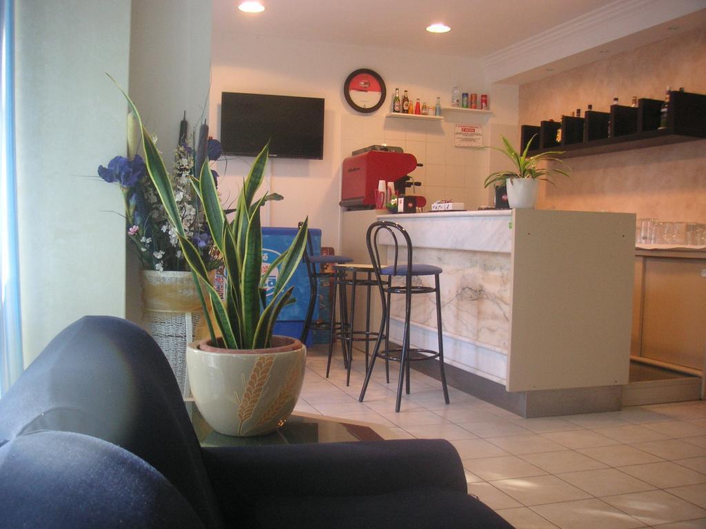 Hotel Canasta Riccione Dış mekan fotoğraf