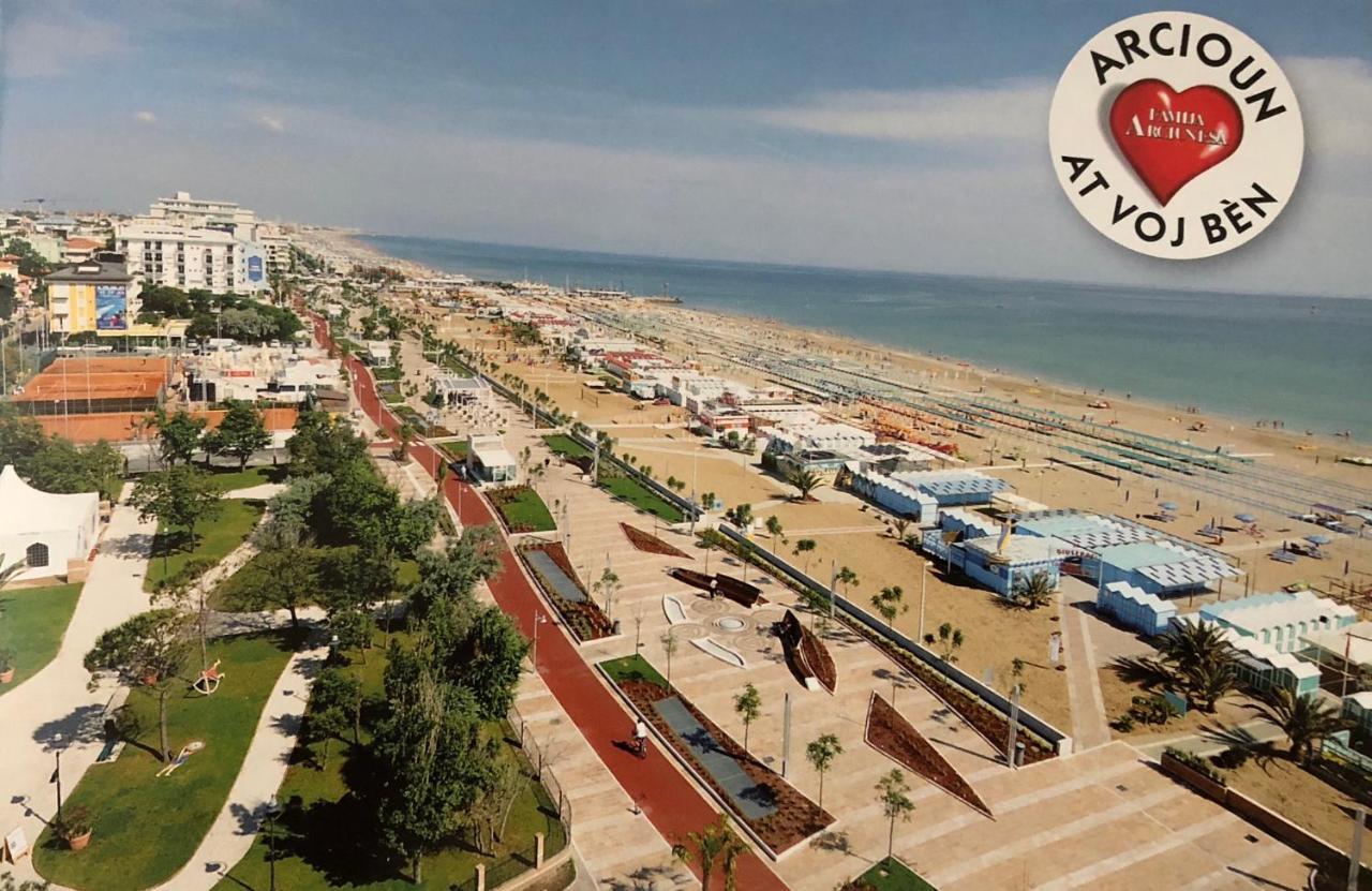 Hotel Canasta Riccione Dış mekan fotoğraf